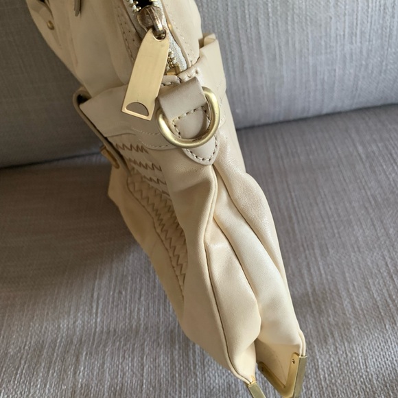 Hype Cream leather Handbag like new condition! - Picture 6 of 8